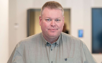 /media/kf4g3bc1/thomas2-1600px.jpg?rxy=0.4707791640049575,0.23203588319954221&width=340&height=210&v=1dbba7eafd43fd0